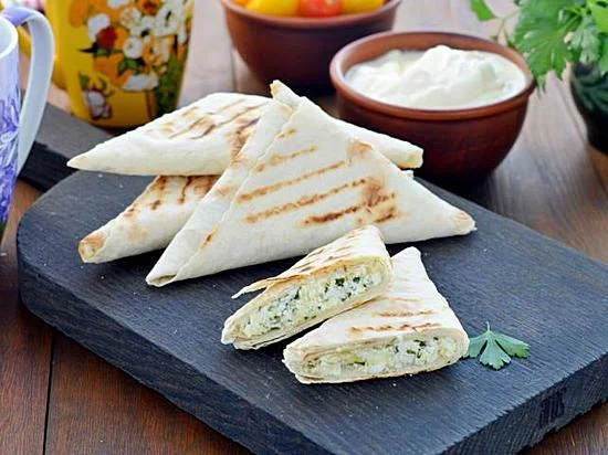 Lavash Triangles with Cottage Cheese, Cheese, and Herbs